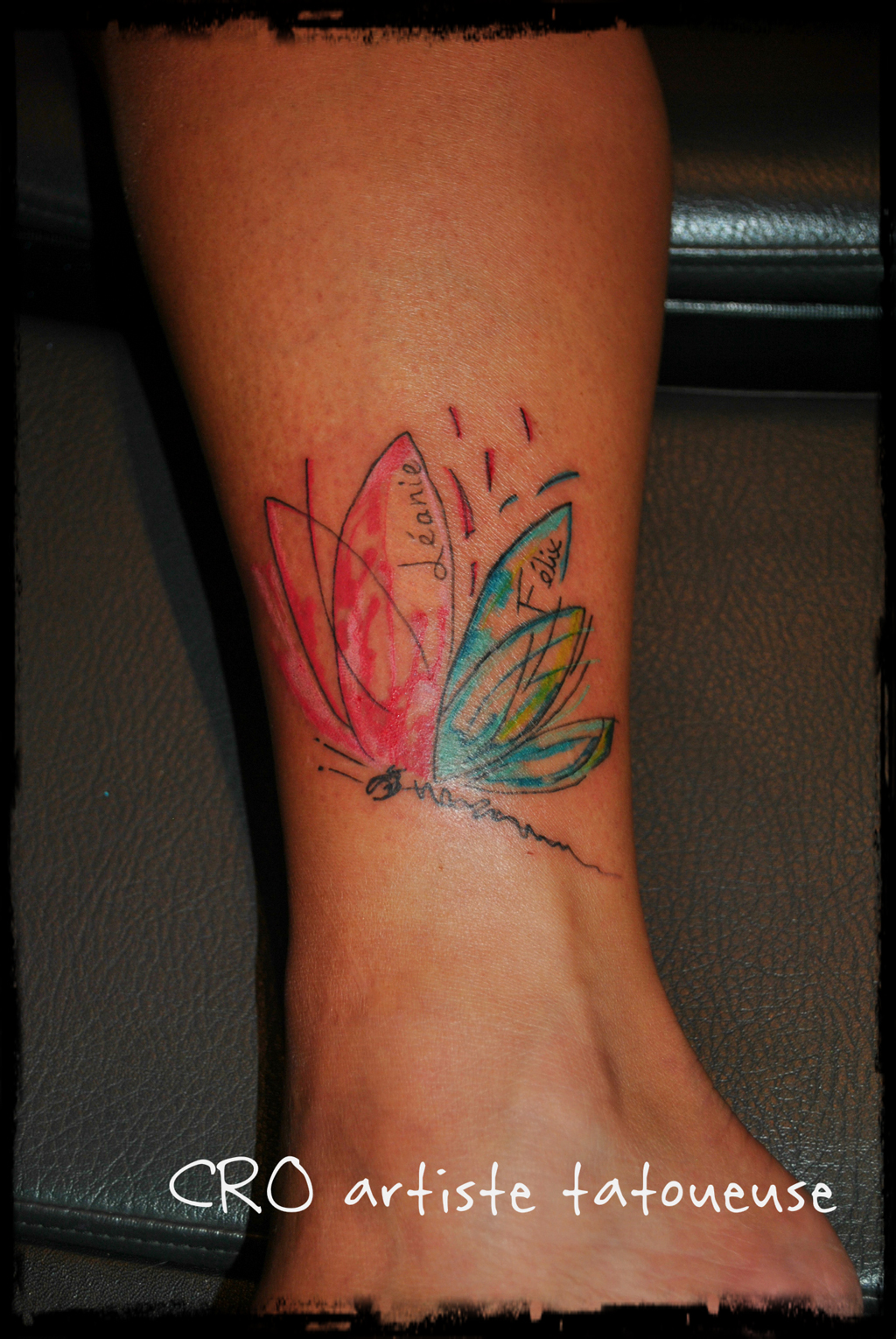 tattoo fleur libellule